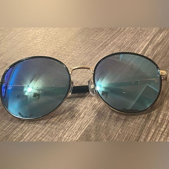 SUNGLASSES for Women or Men - Picture 1 of 3